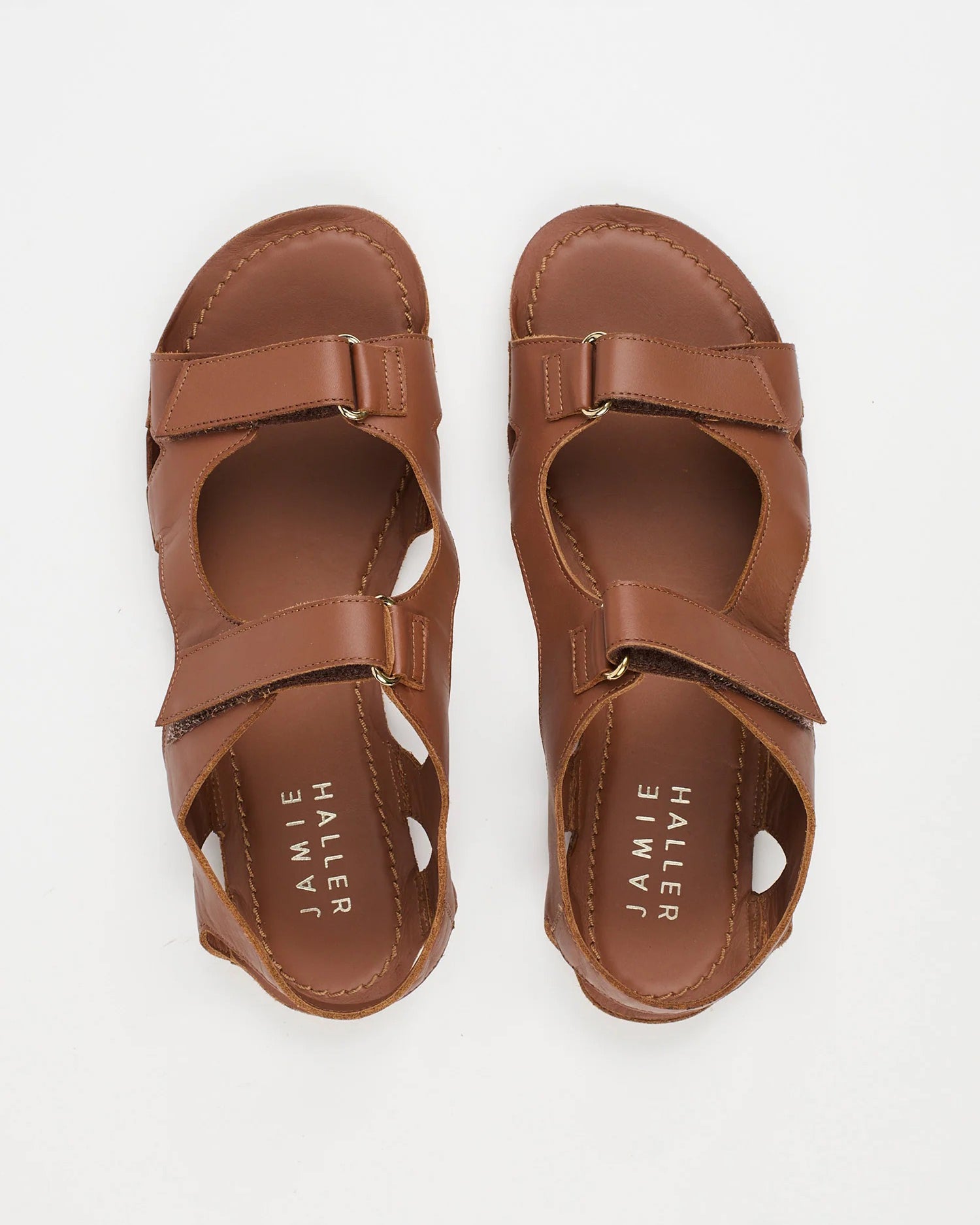 The Walking Sandal in Cognac – seren